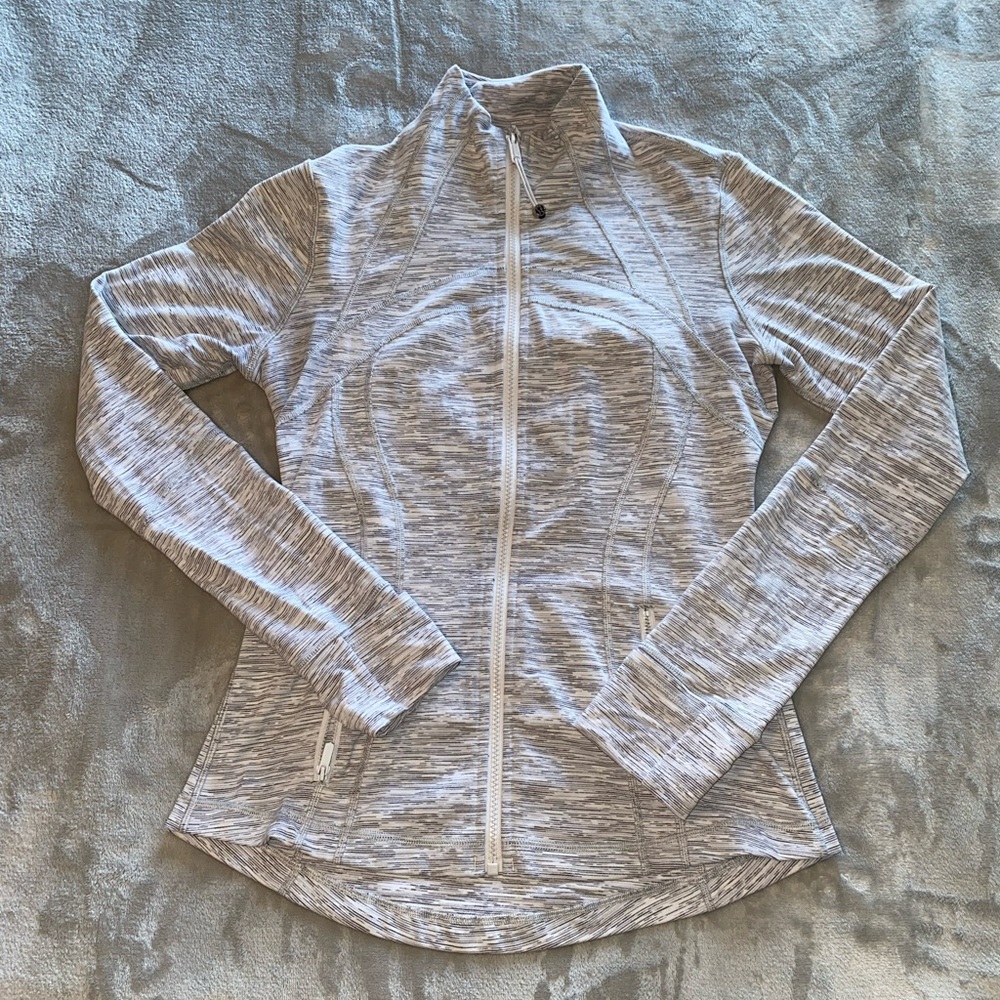 Lululemon define full zip up jacket in size 8